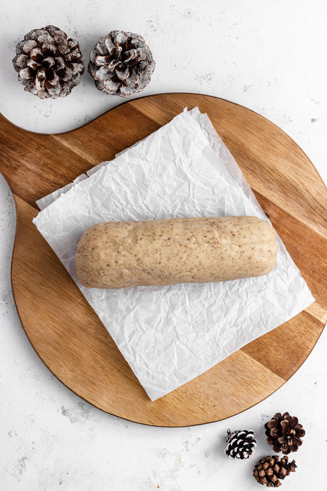 Roll the dough into 16 cm long roll