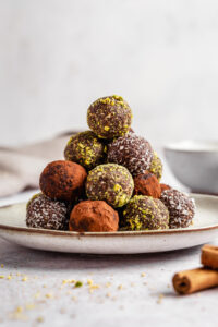 Gluten-free chocolate bliss balls